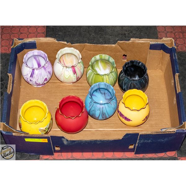1 LOT ACRYLIC POUR PLANT POTS