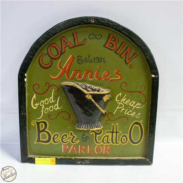 WOODEN ANTIQUE PUB SIGN