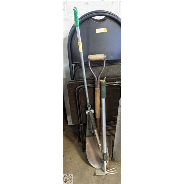 ADJUSTABLE RAKE WITH SMALL SPADE AND GARDEN TOOLS