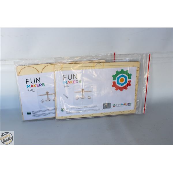 2 X WOODEN S ALE BUILDERS KITS