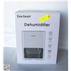 Image 1 : 4 LITRE DEHUMIDIFIER WITH AUTOMATIC SHUTOFF NEW