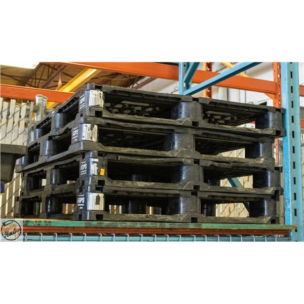 STACK OF 4 HEAVY DUTY PLASTIC PALLETS
