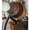 Image 3 : Shop Light on Wheels