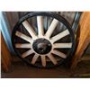 Image 1 : Twelve Spoke Wagon Wheel