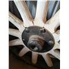 Image 2 : Twelve Spoke Wagon Wheel