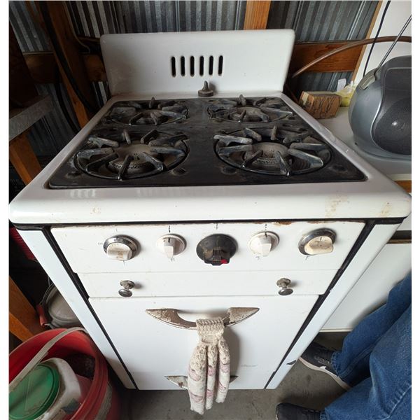 Beach Four Burner Gas Oven