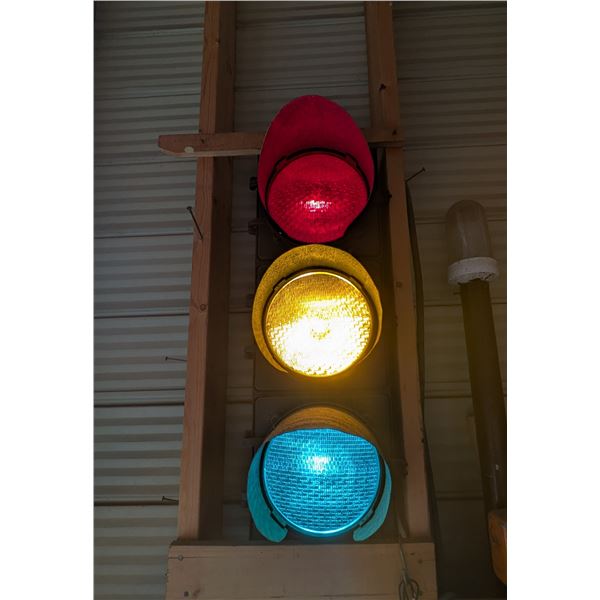 Working Traffic Light