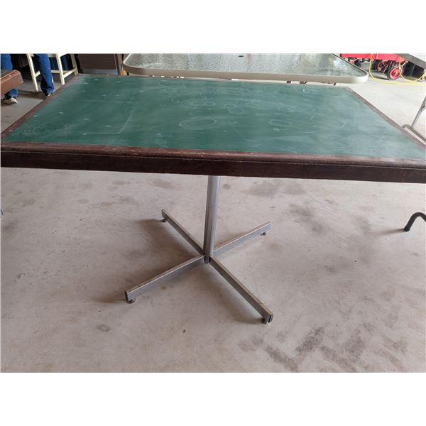 Green 4 ft Table