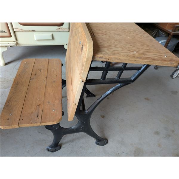 Class Room Desk