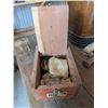 Image 1 : Shoe Shine Box
