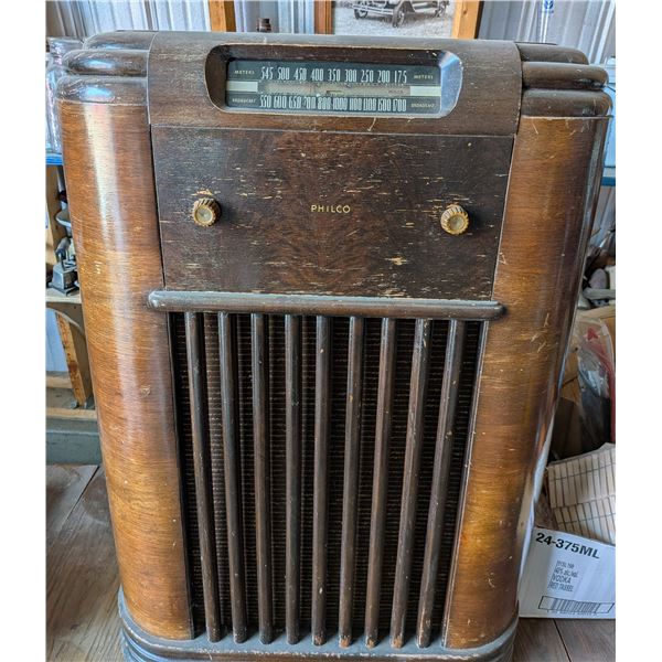 Philco Upright Vintage AM FM Radio Working