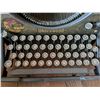 Image 3 : Underwood Antique Typewriter