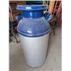 Image 4 : Four Graduating Cream and Milk Cans