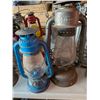 Image 1 : Silver Beacon and Blue Lantern