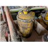 Image 4 : Four Oil Cans
