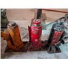 Image 1 : Three Hydraulic Bottle Jacks
