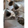 Image 4 : Three Antique Horns
