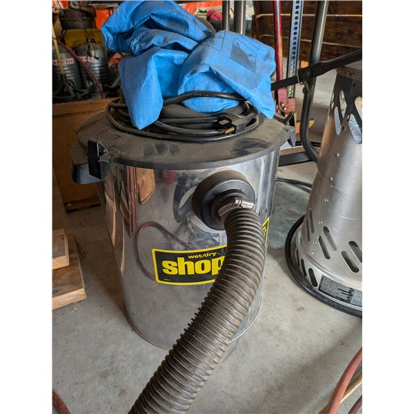Wet / Dry Shop Vacuum