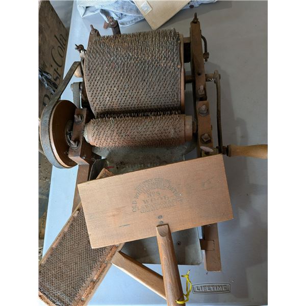 Sheep Wool Spinner and Carders No 8