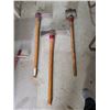Image 1 : Post Maul and Two Axes