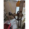 Image 1 : Harness Repair Stand and Tools