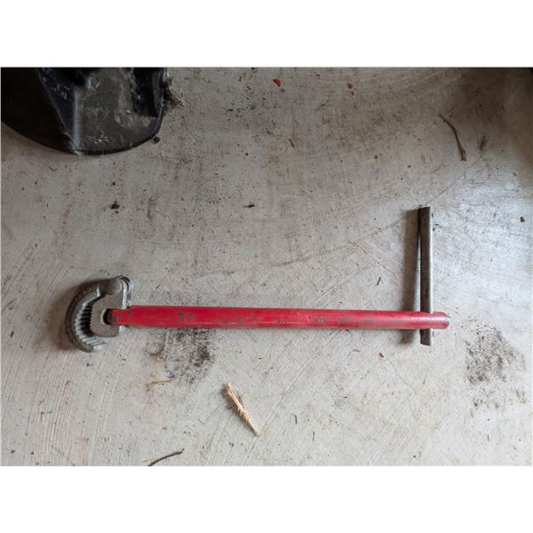 Pipe Wrench