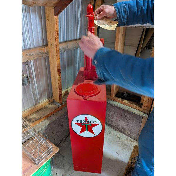 Texaco Lubester Oil Pump