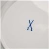 Image 3 : 12pc Meissen Blue Onion Pattern Porcelain Plates