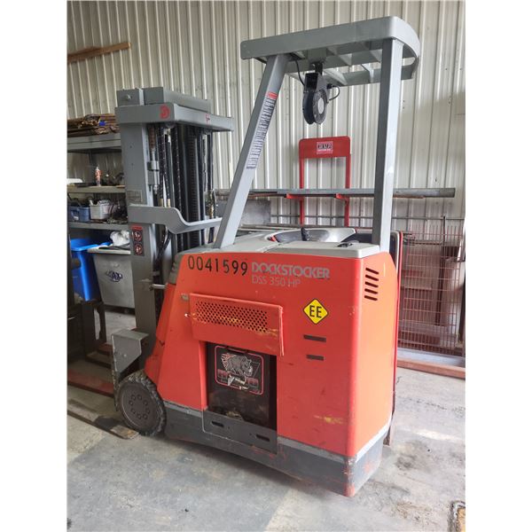 DockStocker DSS 350hp 3500lbs with battery