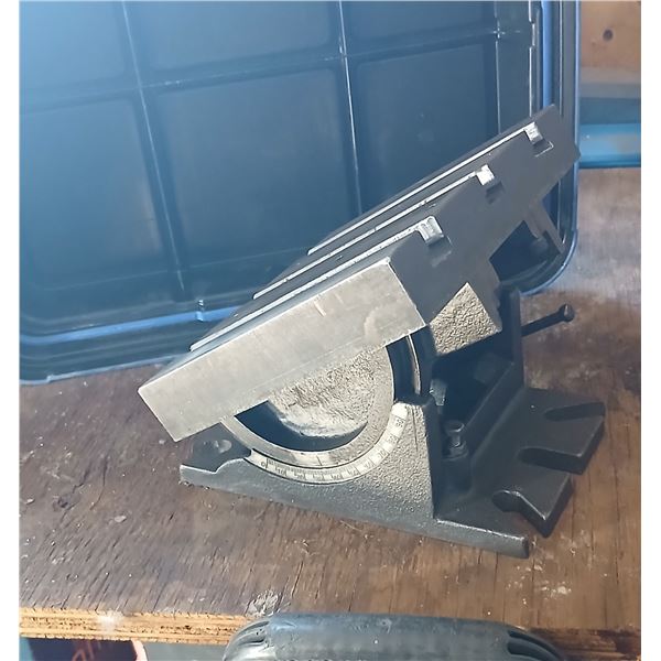 Swivel angle plate 6" x 8" (unclaimed)