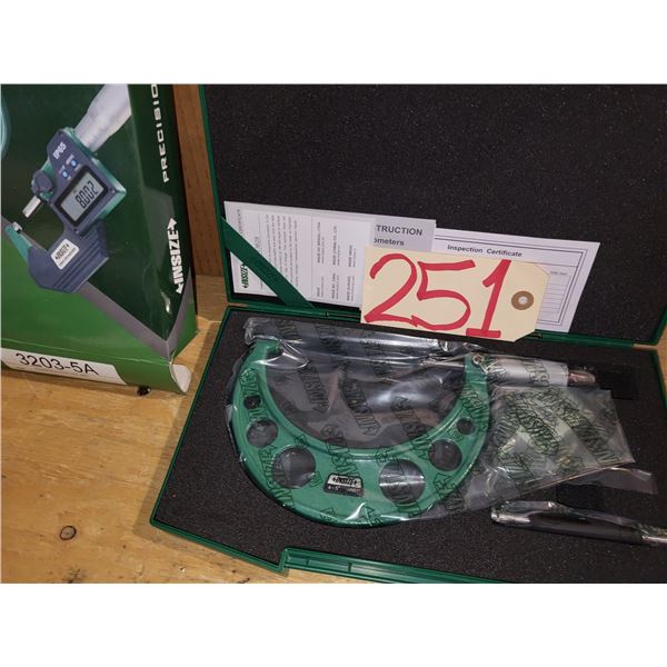 New INSIZE Micrometer 4"-5"