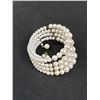 Image 5 : 2 Vintage Pearls Bracelets