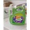 Image 1 : Gain Fabric Softener, 4.16L (140 FL OZ), Moonlight Breeze