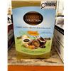 Image 2 : Ferrero Collection Crispy Eggs with Caramel Filling, 50 Pieces