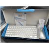 Image 3 : Omoton Bluetooth Keyboard and Mouse Combo, Silver Finish