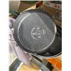 Image 3 : Tramontina Aluminum Nonstick Skillet 3-Piece Fry Pan Set