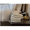 Image 1 : 5 Grandeur Hospitality 100% Cotton Towels