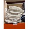 Image 2 : 5 Grandeur Hospitality 100% Cotton Towels