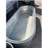 Image 5 : Lot of 2 HW Brand 8-Foot Round-End Stock Tank, Model RE328