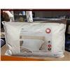 Image 2 : Queen Size Canadian White All Down Plush Pillow – 20×30 Inches