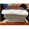 Image 2 : 6 Grandeur Hospitality Towels, 100% Cotton, Made in India
