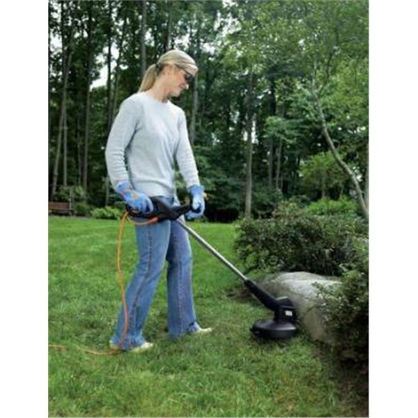 Black+Decker 3.5 Amp Trimmer and Edger with 12-Inch Cutting Swath
