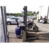Image 3 : Forklift