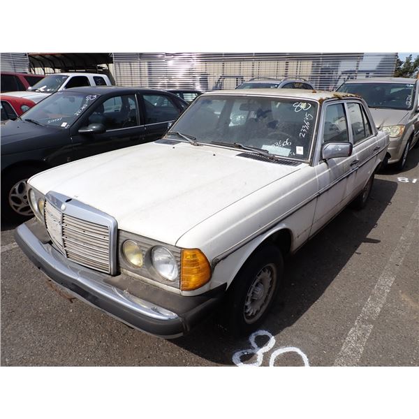 1982 Mercedes-Benz 300D