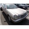 Image 2 : 1997 Mercedes-Benz E300D