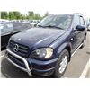 Image 1 : 1999 Mercedes-Benz ML430