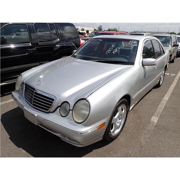 2000 Mercedes-Benz E430