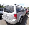 Image 3 : 2010 Nissan Pathfinder