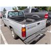 Image 4 : 1997 Nissan Pickup