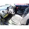 Image 5 : 2006 Volkswagen New Beetle